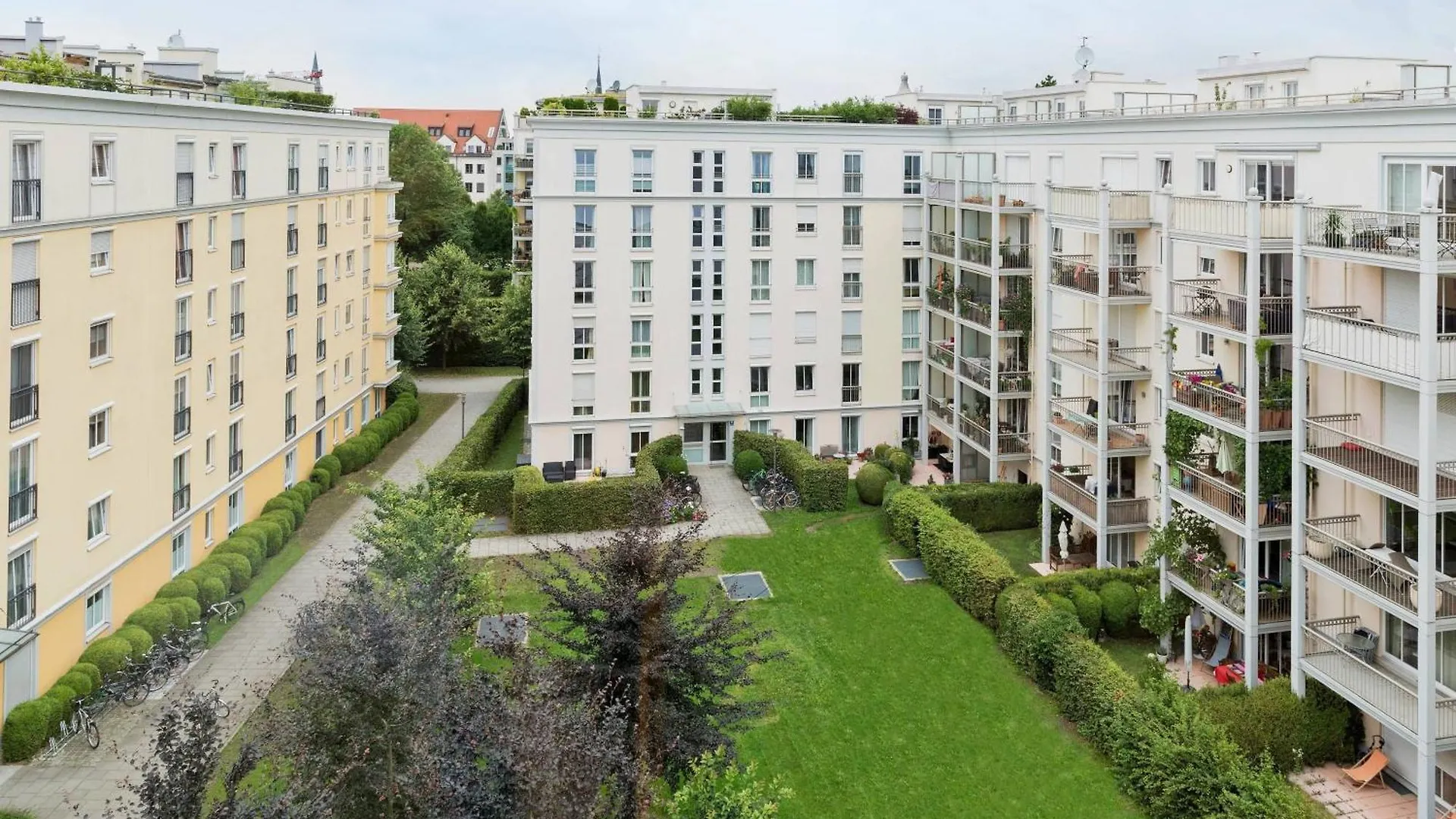 Courtyard By Marriott Munich City East Hotel